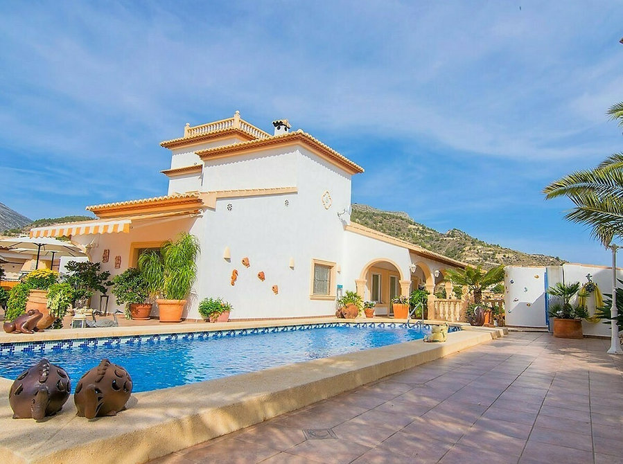 villa for sale in Calpe - Houses