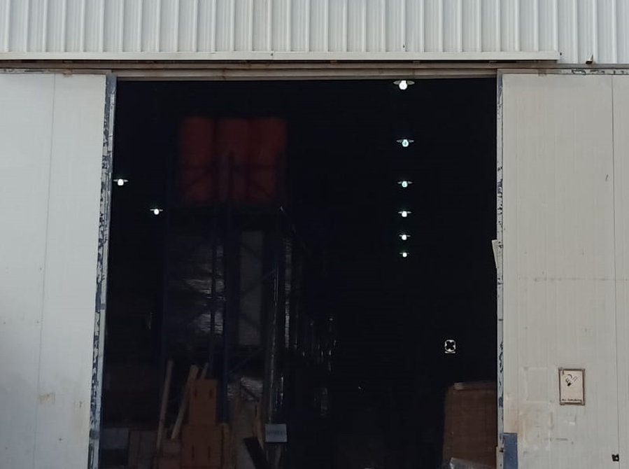 100 m² Warehouse For Rent in Shuwaikh Industrial 6kd per Sqm - Office / Commercial